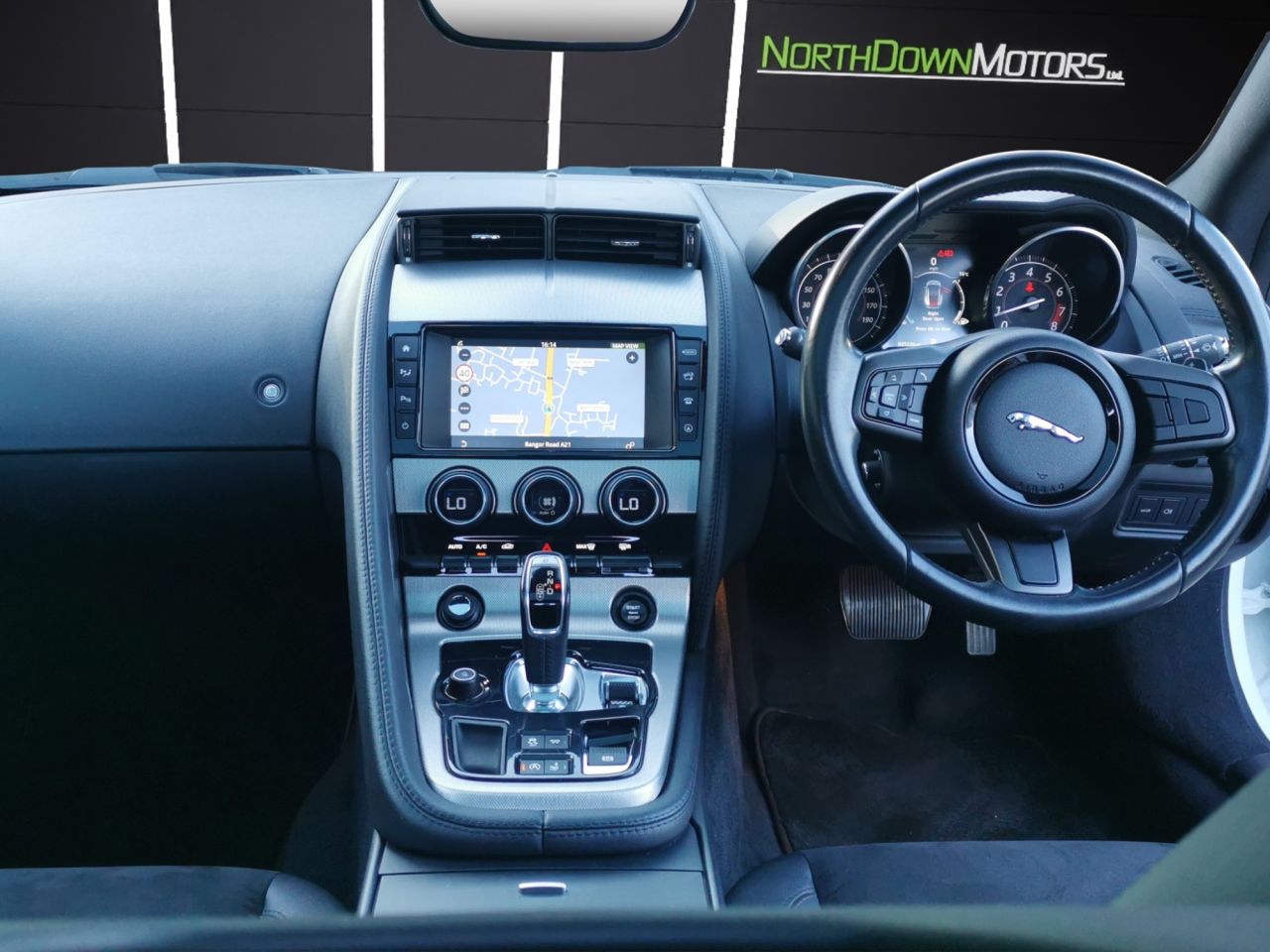 2016 JAGUAR F-TYPE 3.0 V6 Coupe 2dr Petrol Auto Euro 6 (s/s) (340 ps) Very Low Mileage - vehicle photo 14 for sale on PureCar