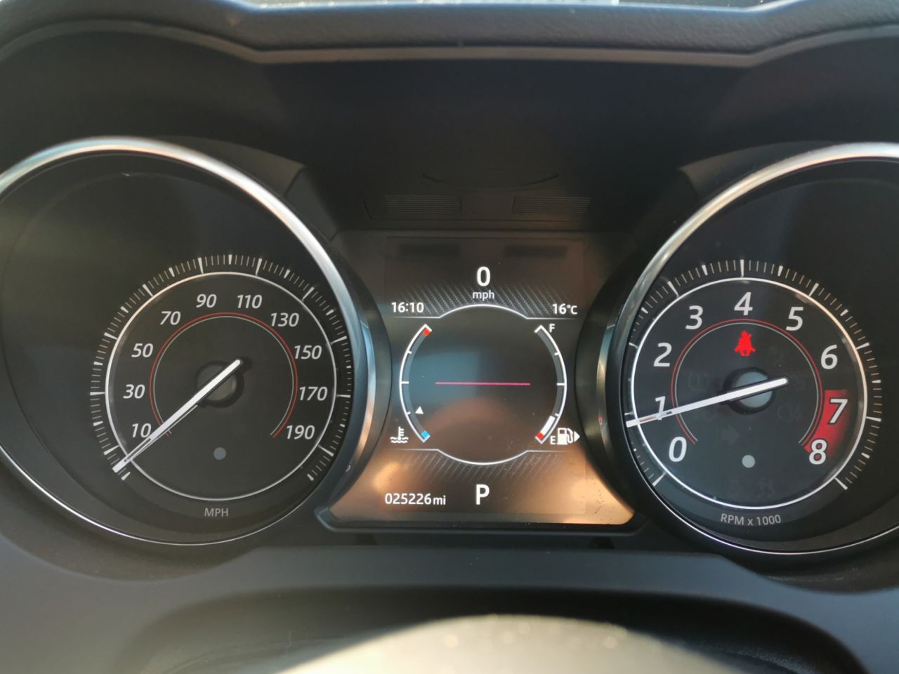2016 JAGUAR F-TYPE 3.0 V6 Coupe 2dr Petrol Auto Euro 6 (s/s) (340 ps) Very Low Mileage - vehicle photo 23 for sale on PureCar