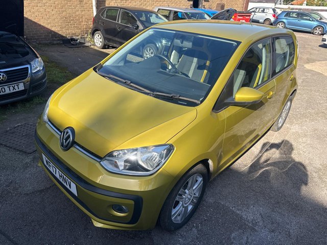 2017 Volkswagen up!
