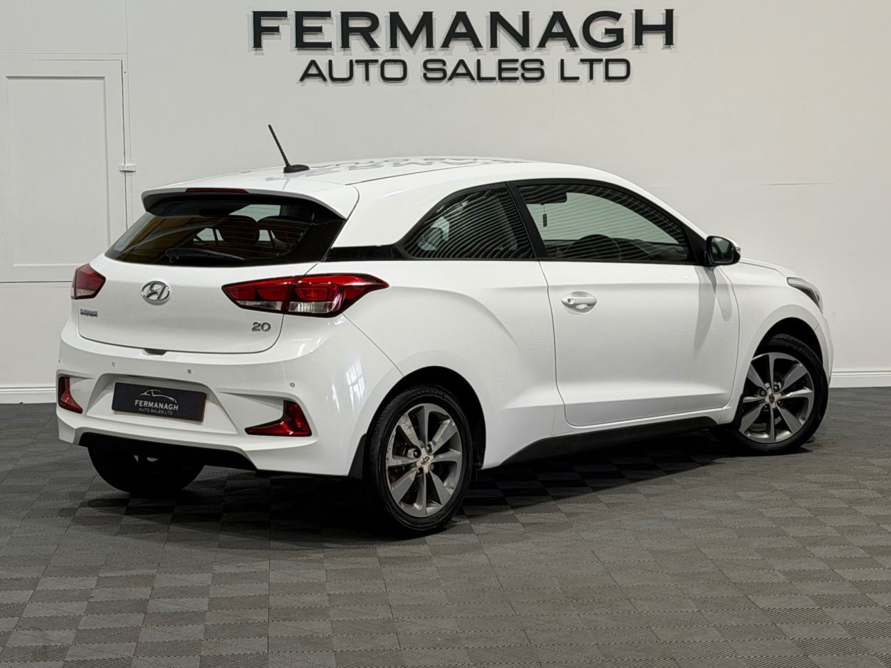 2017 HYUNDAI I20 1.2 SE Coupe 3dr Petrol Manual Euro 6 (84 ps) - vehicle photo 6 for sale on PureCar