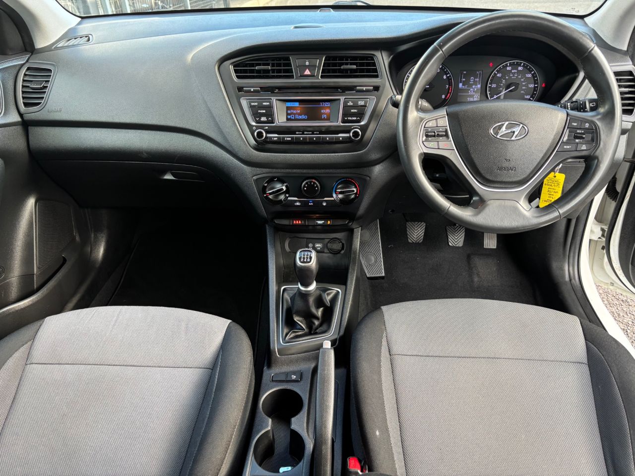 2017 HYUNDAI I20 1.2 SE Coupe 3dr Petrol Manual Euro 6 (84 ps) - vehicle photo 10 for sale on PureCar