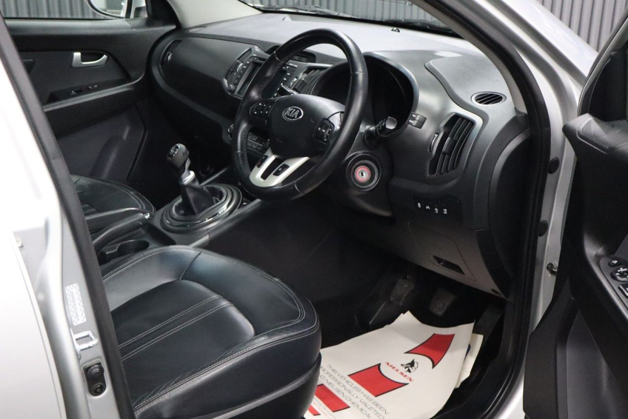 2013 KIA SPORTAGE 1.7 CRDi EcoDynamics 3 SUV 5dr Diesel Manual 2WD Euro 5 (s/s) (114 bhp) HIG - vehicle photo 23 for sale on PureCar