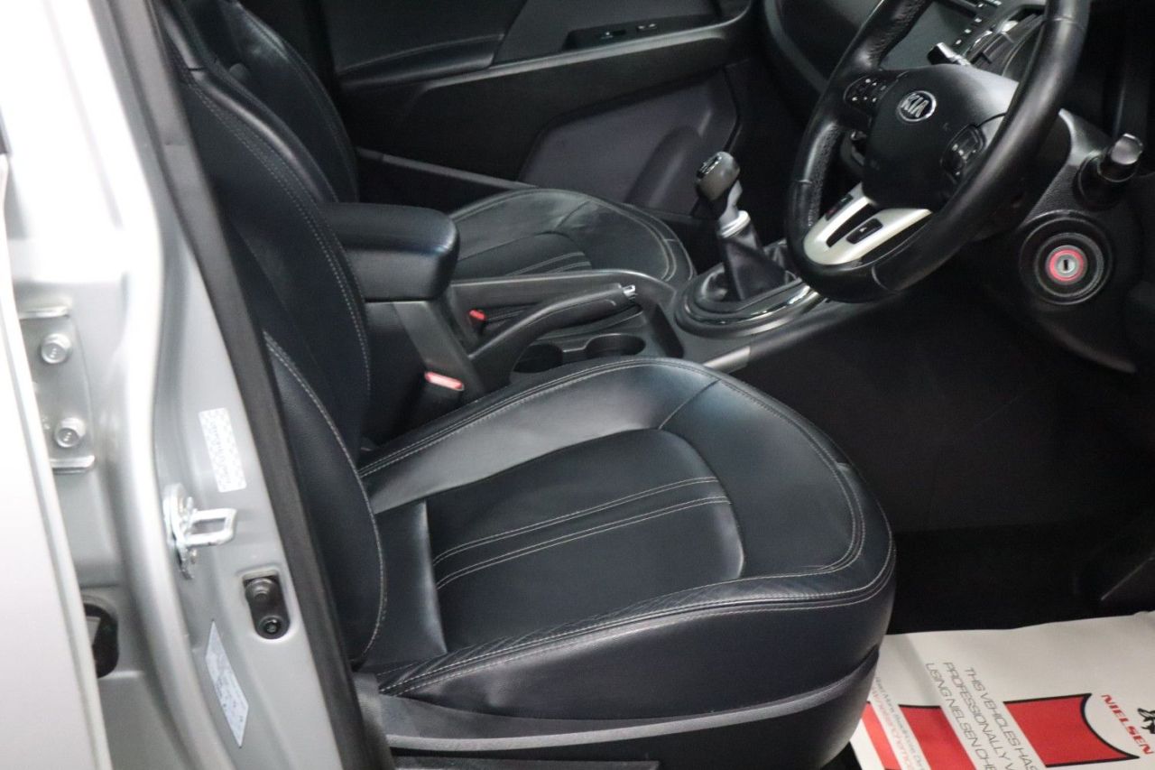 2013 KIA SPORTAGE 1.7 CRDi EcoDynamics 3 SUV 5dr Diesel Manual 2WD Euro 5 (s/s) (114 bhp) HIG - vehicle photo 24 for sale on PureCar