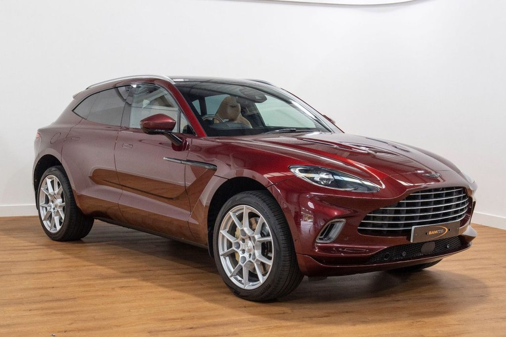 Aston Martin Dbx