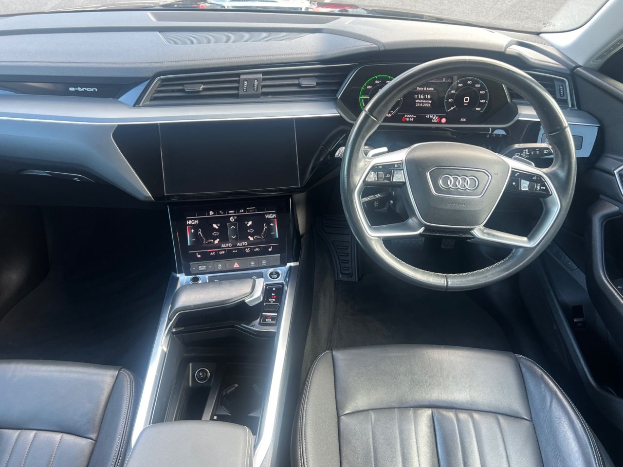 2023 AUDI Q8 E-TRON 50 Sport SUV 5dr Electric Auto quattro 95kWh (11kW Charger) (340 ps) - vehicle photo 6 for sale on PureCar