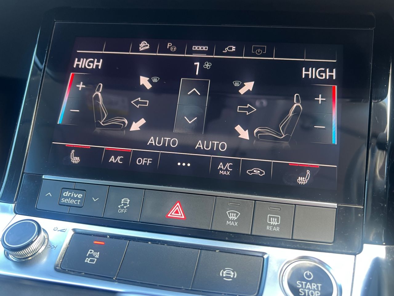 2023 AUDI Q8 E-TRON 50 Sport SUV 5dr Electric Auto quattro 95kWh (11kW Charger) (340 ps) - vehicle photo 18 for sale on PureCar