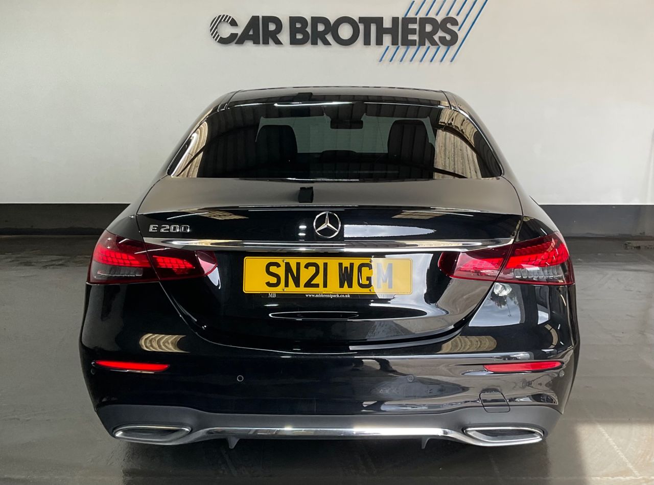 2021 MERCEDES E CLASS 2.0 E200h MHEV AMG Line Saloon 4dr Petrol Hybrid G-Tronic+ Euro 6 (s/s) (21 - vehicle photo 11 for sale on PureCar