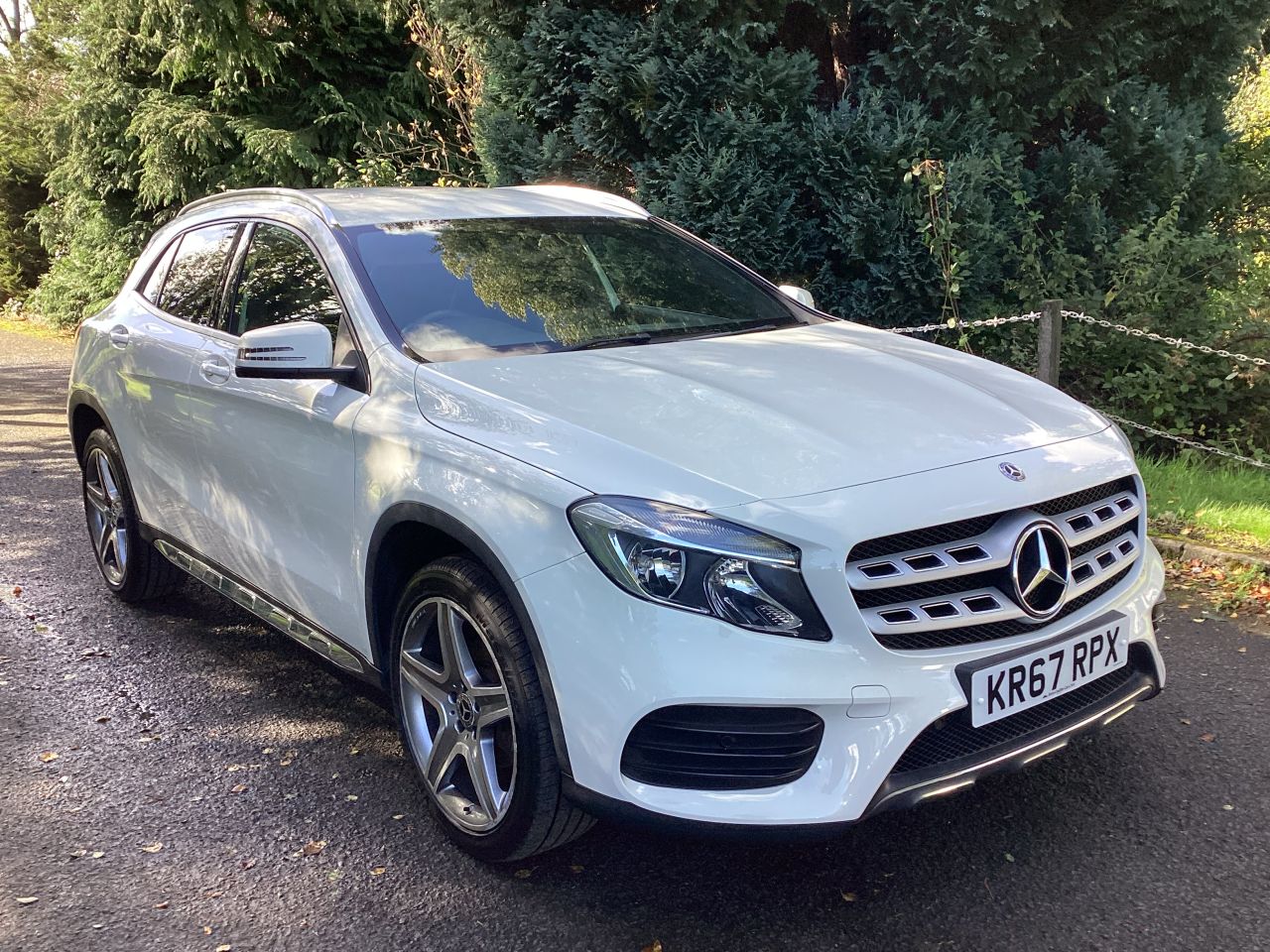 2017 MERCEDES GLA 2.1 GLA200d AMG Line SUV 5dr Diesel Manual Euro 6 (s/s) (136 ps) - vehicle photo 6 for sale on PureCar