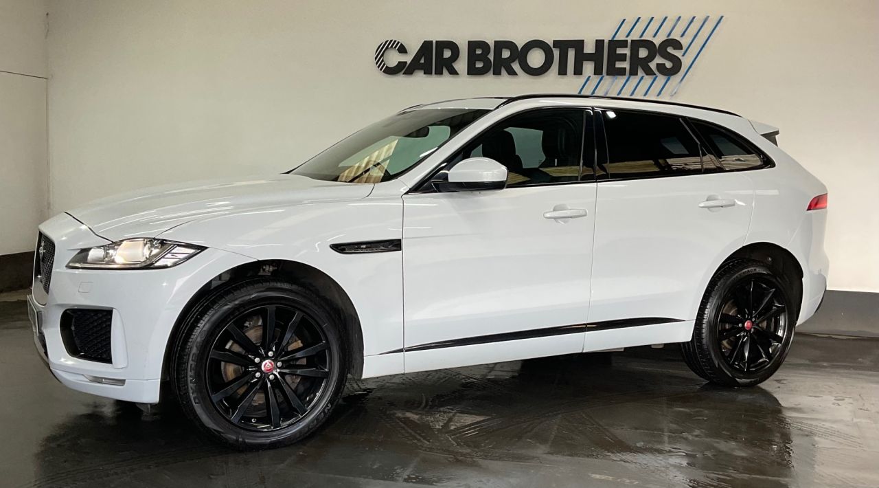 2020 JAGUAR F-PACE 2.0 D180 Chequered Flag SUV 5dr Diesel Auto AWD Euro 6 (s/s) (180 ps) - vehicle photo 6 for sale on PureCar