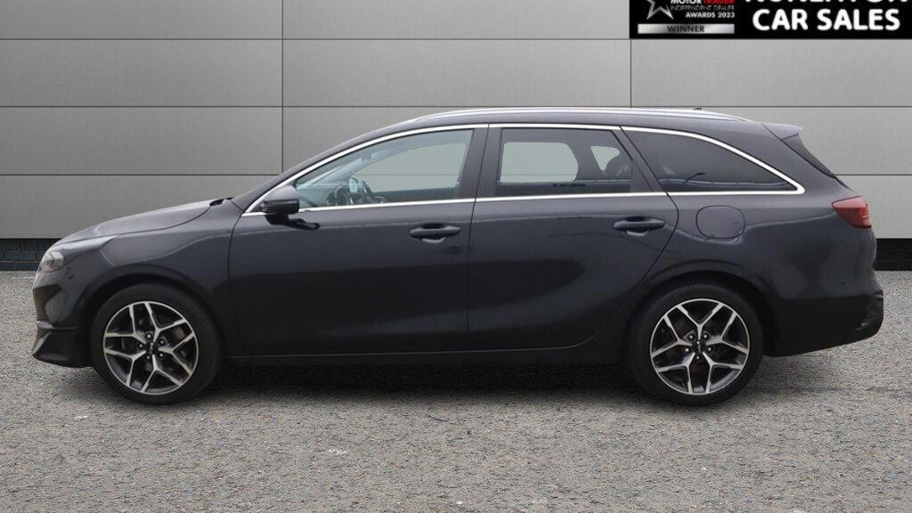 2024 Kia Ceed — image 5