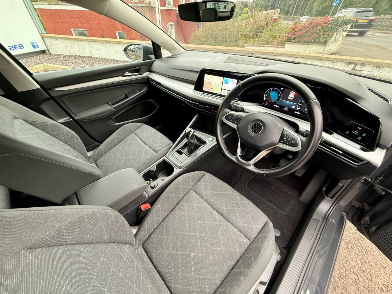 2020 VOLKSWAGEN GOLF 1.0 TSI Life Hatchback 5dr Petrol Manual Euro 6 (s/s) (110 ps) - vehicle photo 8 for sale on PureCar