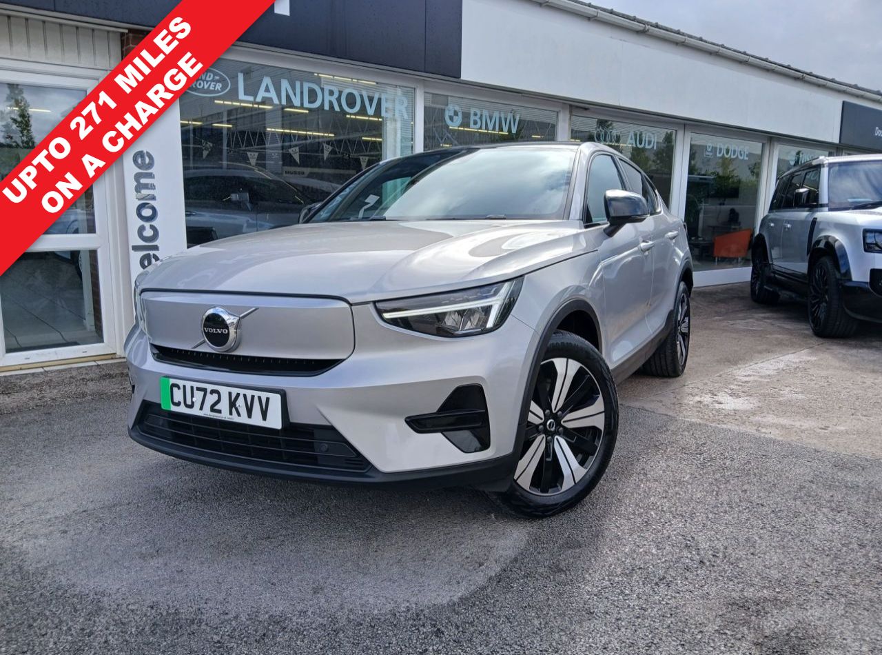 2022 VOLVO C40