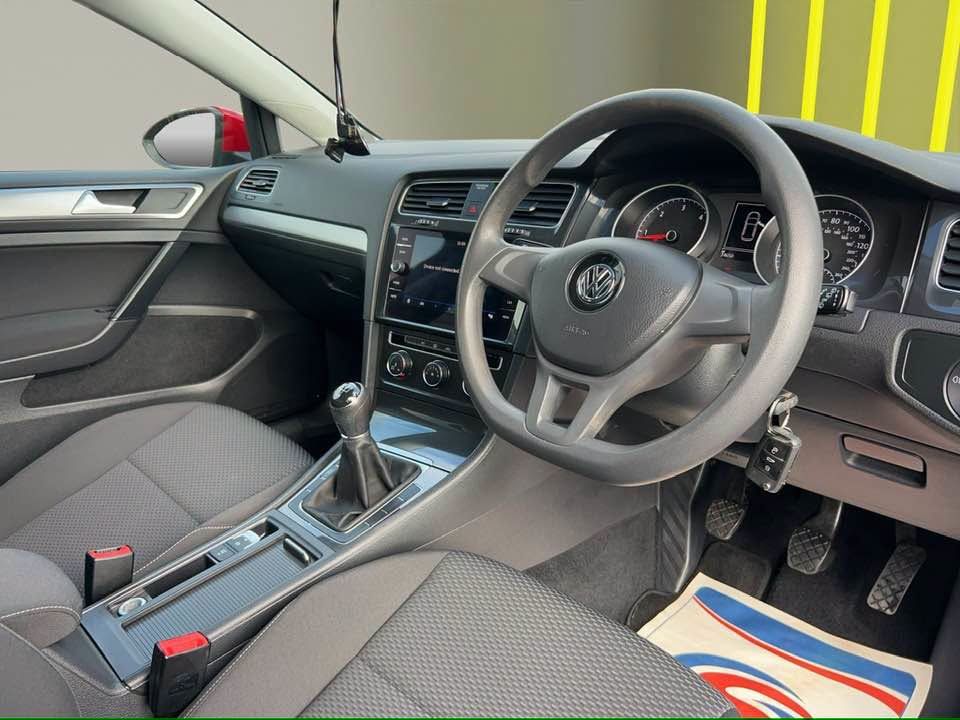 2020 VOLKSWAGEN GOLF 1.6 TDI S Hatchback 5dr Diesel Manual Euro 6 (s/s) (115 ps) - vehicle photo 9 for sale on PureCar