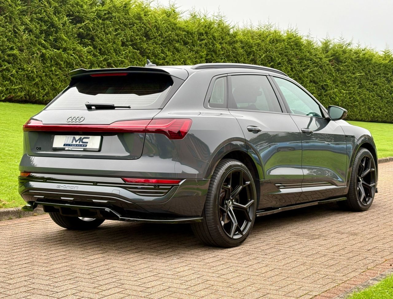 2023 AUDI Q8 E-TRON 50 Sport SUV 5dr Electric Auto quattro 95kWh (11kW Charger) (340 ps) - vehicle photo 3 for sale on PureCar