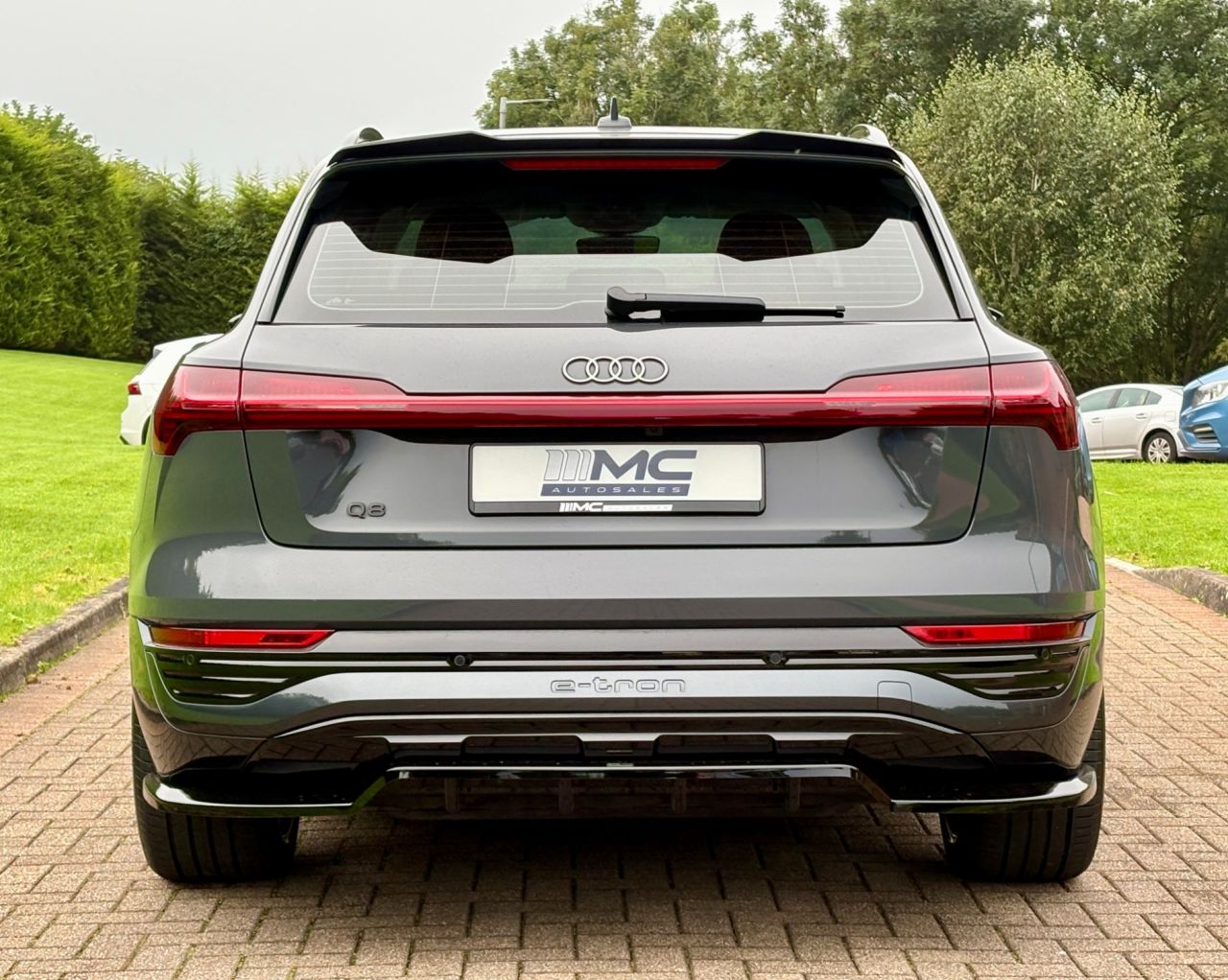 2023 AUDI Q8 E-TRON 50 Sport SUV 5dr Electric Auto quattro 95kWh (11kW Charger) (340 ps) - vehicle photo 11 for sale on PureCar