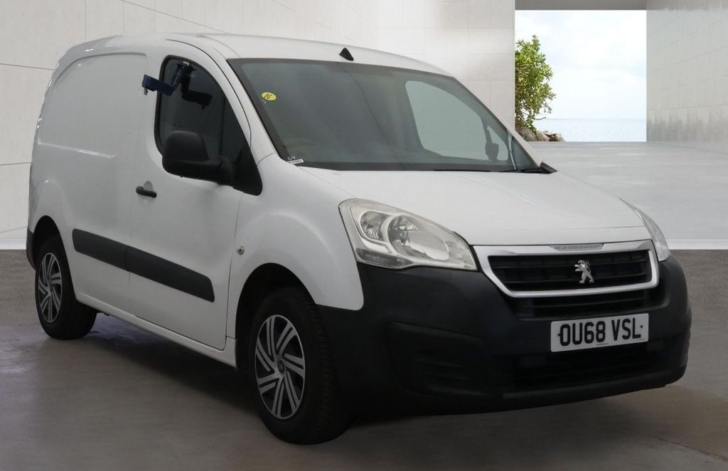 2018 PEUGEOT PARTNER 1.6 BlueHDi 854 Professional Panel Van 5dr Diesel Manual L1 (112 g/km, 97.64 bhp) - Image 1