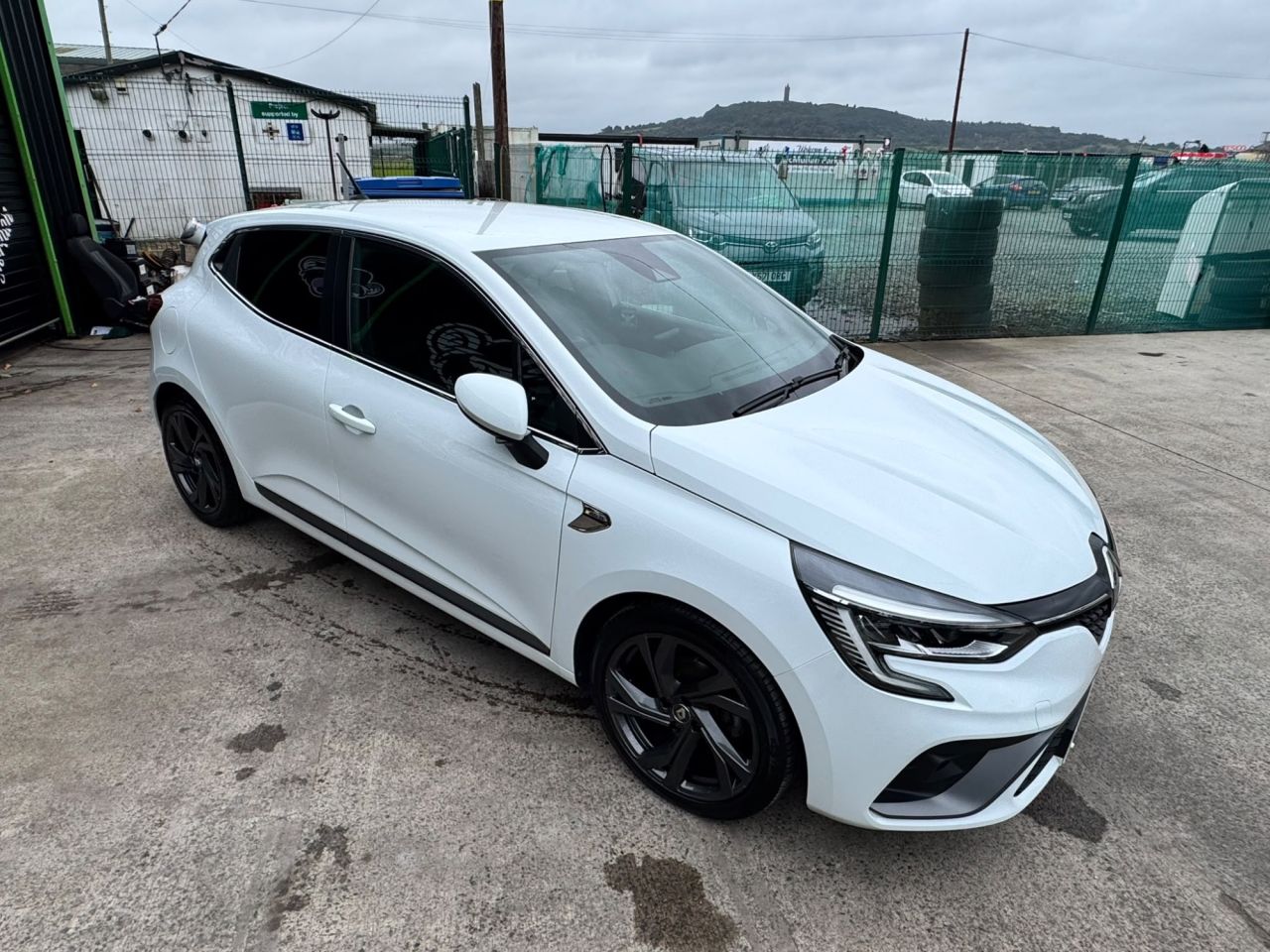 2020 RENAULT CLIO 1.0 TCe RS Line Hatchback 5dr Petrol Manual Euro 6 (s/s) (100 ps) - vehicle photo 7 for sale on PureCar