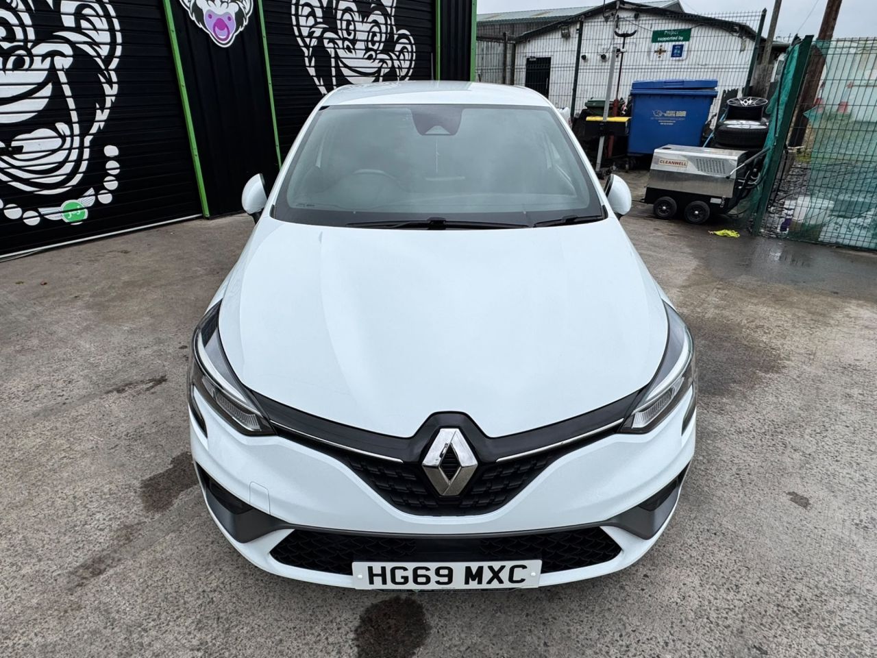 2020 RENAULT CLIO 1.0 TCe RS Line Hatchback 5dr Petrol Manual Euro 6 (s/s) (100 ps) - vehicle photo 9 for sale on PureCar