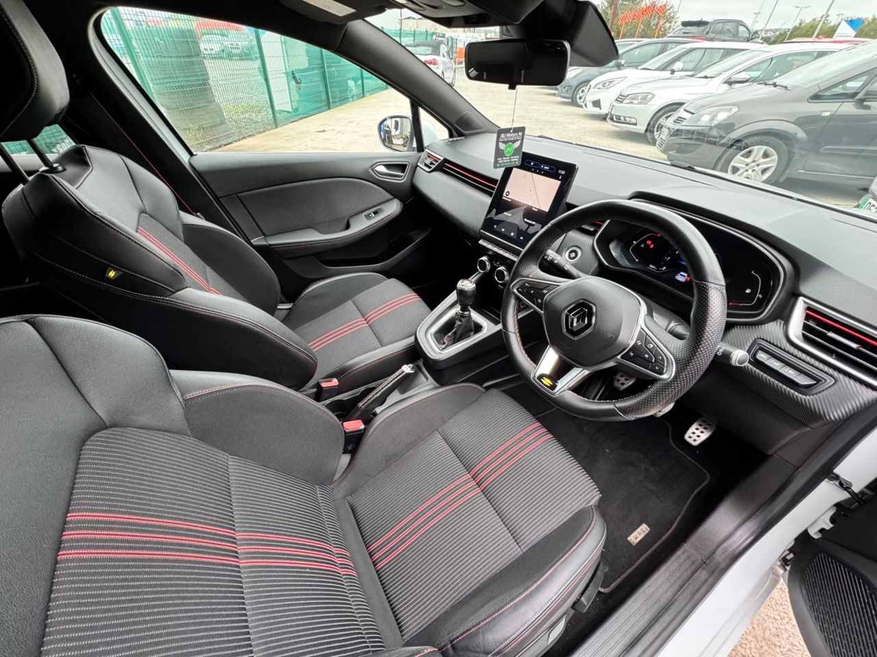2020 RENAULT CLIO 1.0 TCe RS Line Hatchback 5dr Petrol Manual Euro 6 (s/s) (100 ps) - vehicle photo 16 for sale on PureCar