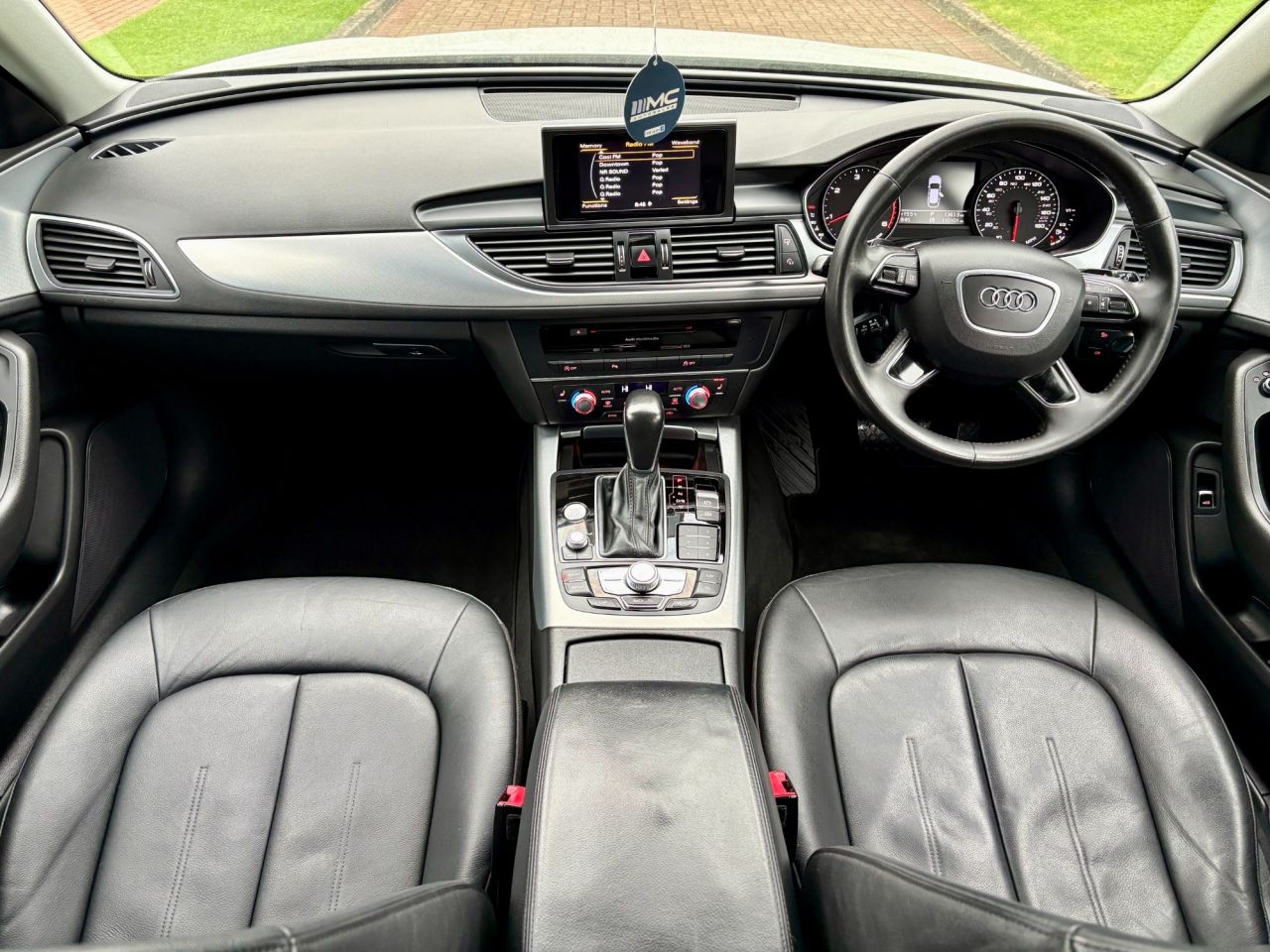 2016 AUDI A6 AVANT 2.0 TDI ultra SE Executive Estate 5dr Diesel S Tronic Euro 6 (s/s) (190 ps) - vehicle photo 13 for sale on PureCar