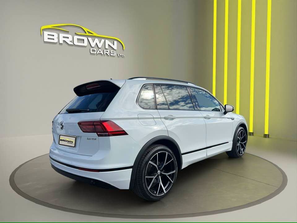 2016 VOLKSWAGEN TIGUAN 2.0 TDI BlueMotion Tech R-Line SUV 5dr Diesel Manual Euro 6 (s/s) (150 ps) - vehicle photo 7 for sale on PureCar