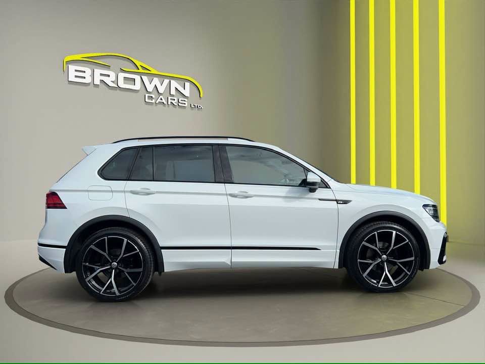 2016 VOLKSWAGEN TIGUAN 2.0 TDI BlueMotion Tech R-Line SUV 5dr Diesel Manual Euro 6 (s/s) (150 ps) - vehicle photo 8 for sale on PureCar