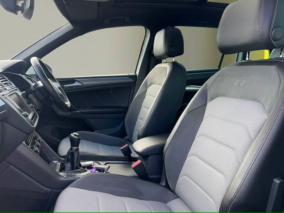 2016 VOLKSWAGEN TIGUAN 2.0 TDI BlueMotion Tech R-Line SUV 5dr Diesel Manual Euro 6 (s/s) (150 ps) - vehicle photo 14 for sale on PureCar