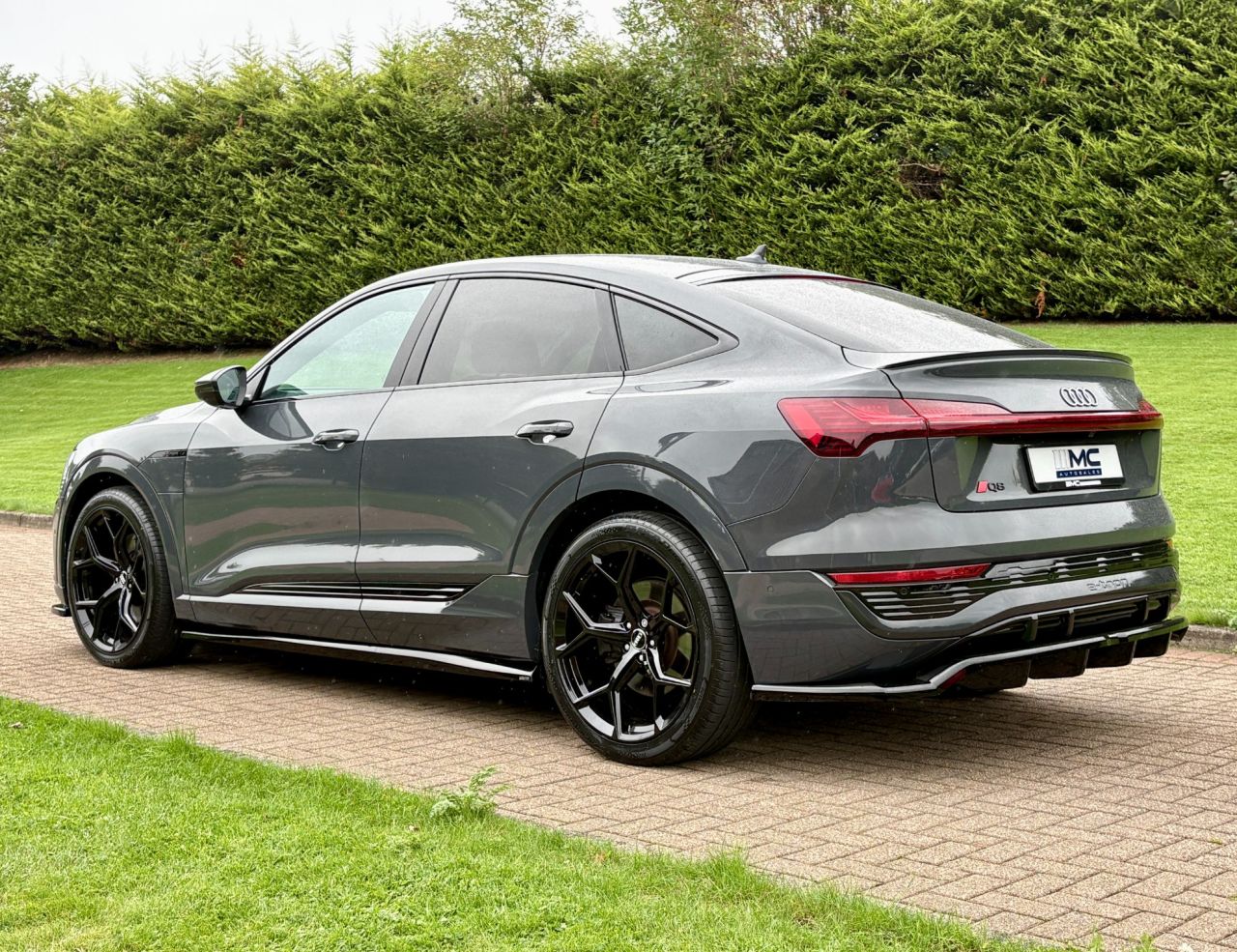 2023 AUDI Q8 E-TRON 55 S line Sportback 5dr Electric Auto quattro 114kWh (11kW Charger) (408 ps - vehicle photo 4 for sale on PureCar