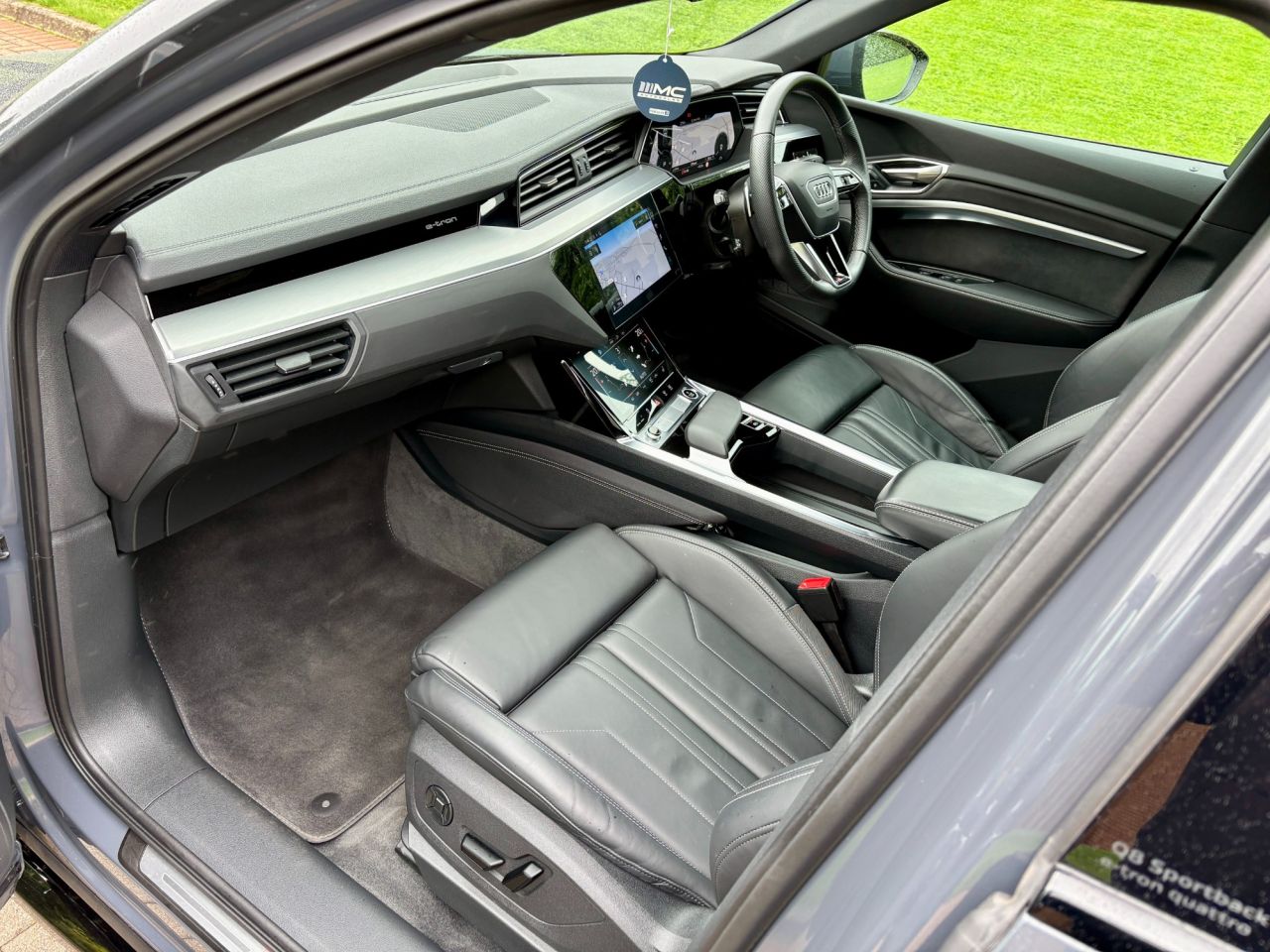 2023 AUDI Q8 E-TRON 55 S line Sportback 5dr Electric Auto quattro 114kWh (11kW Charger) (408 ps - vehicle photo 13 for sale on PureCar
