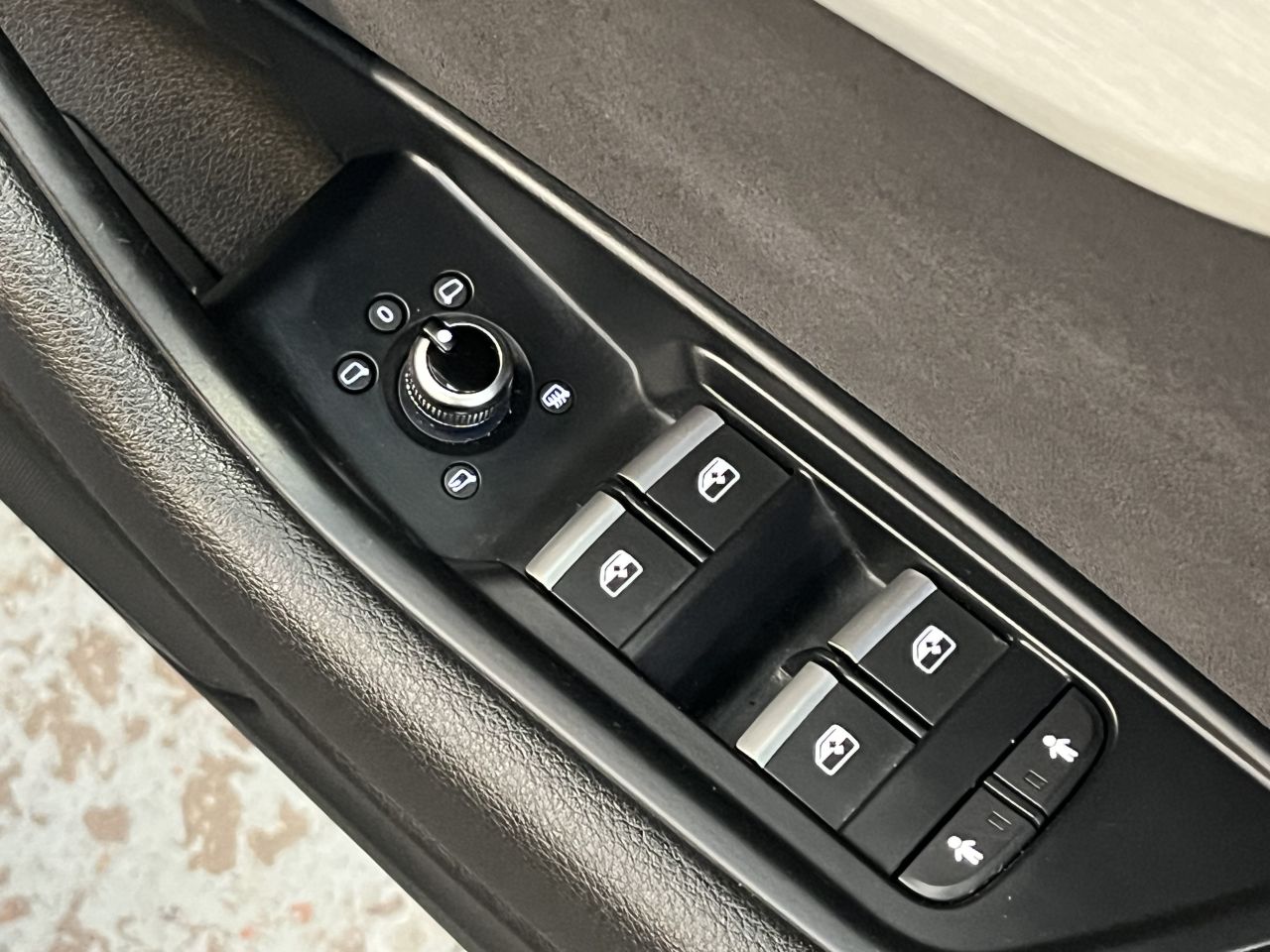 2017 AUDI A5 S Line - vehicle photo 23 for sale on PureCar