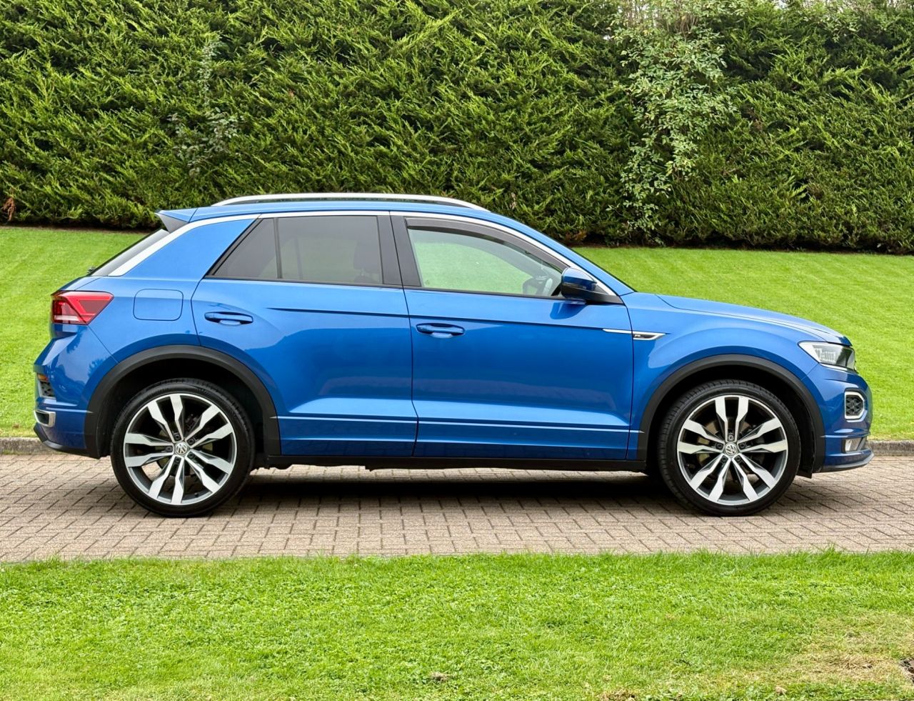 2019 VOLKSWAGEN T-ROC 2.0 TDI R-Line SUV 5dr Diesel DSG Euro 6 (s/s) (150 ps) - vehicle photo 7 for sale on PureCar
