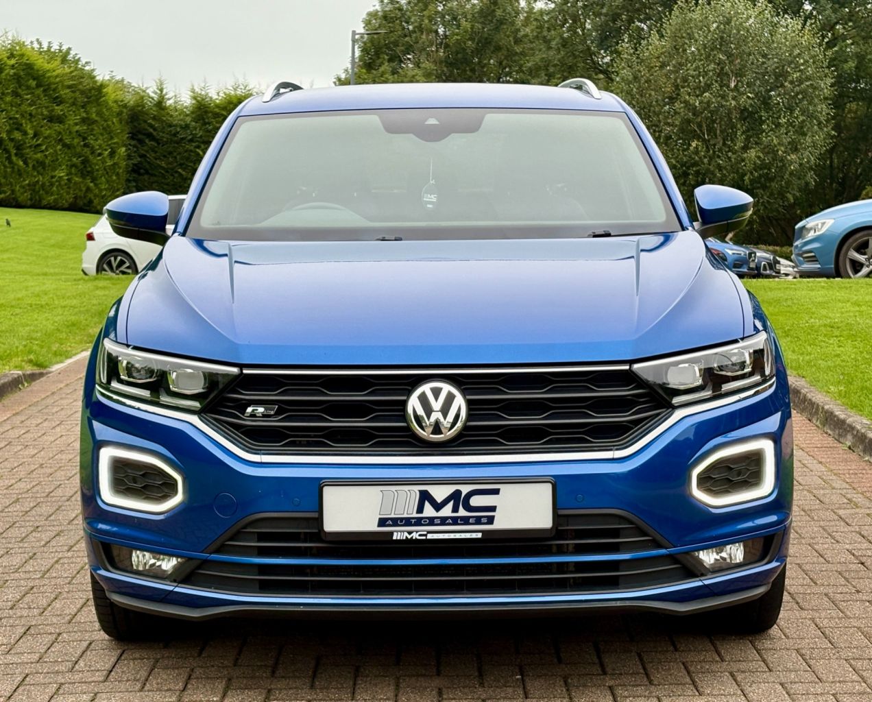 2019 VOLKSWAGEN T-ROC 2.0 TDI R-Line SUV 5dr Diesel DSG Euro 6 (s/s) (150 ps) - vehicle photo 10 for sale on PureCar