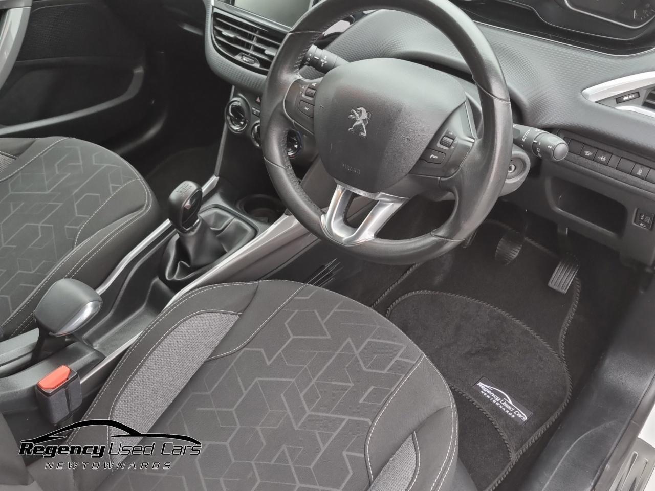 2017 PEUGEOT 1.2 PureTech Active Euro 6 5dr - vehicle photo 12 for sale on PureCar