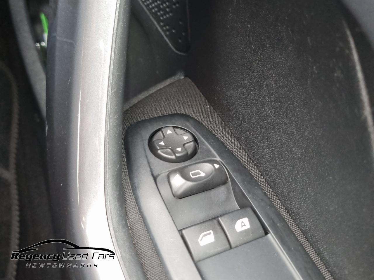2017 PEUGEOT 1.2 PureTech Active Euro 6 5dr - vehicle photo 16 for sale on PureCar
