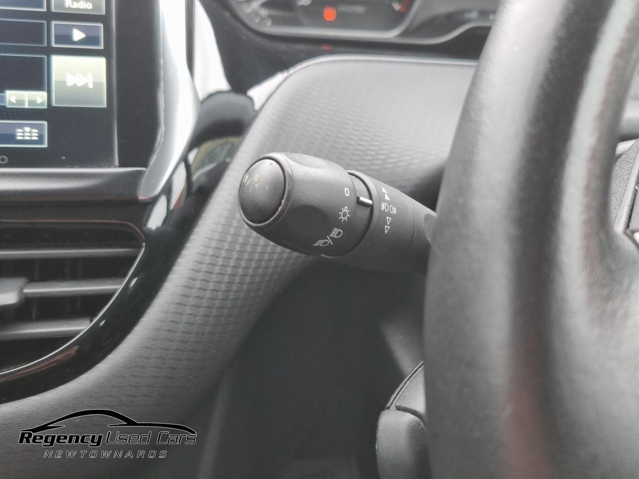 2017 PEUGEOT 1.2 PureTech Active Euro 6 5dr - vehicle photo 18 for sale on PureCar