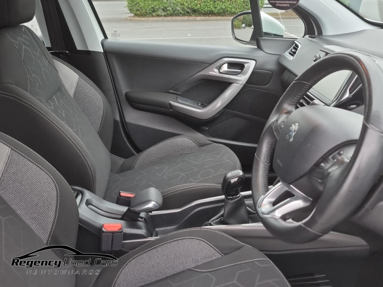 2017 PEUGEOT 1.2 PureTech Active Euro 6 5dr - vehicle photo 13 for sale on PureCar