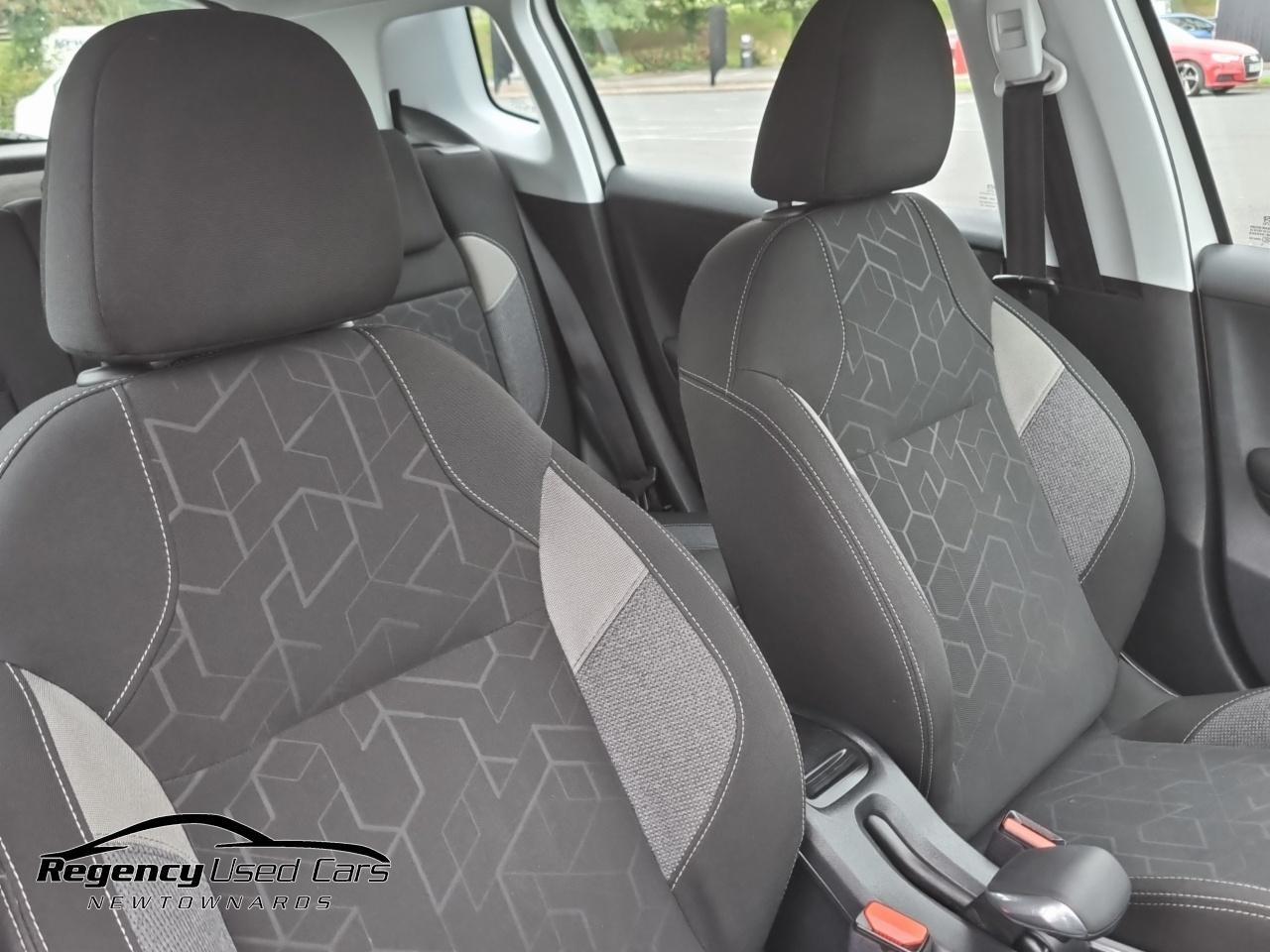 2017 PEUGEOT 1.2 PureTech Active Euro 6 5dr - vehicle photo 14 for sale on PureCar