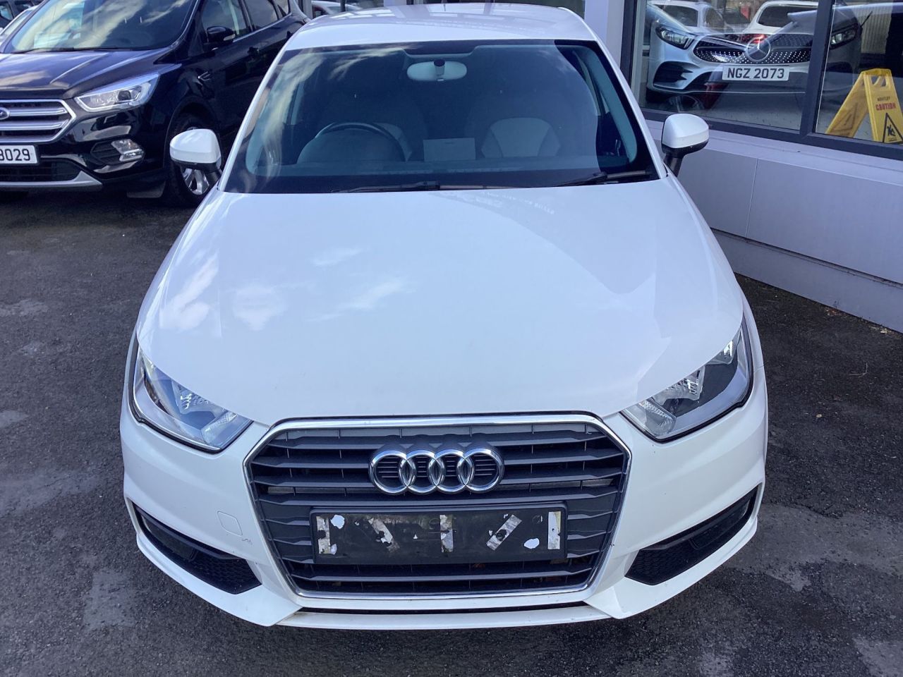 2016 AUDI A1 1.6 TDI Sport Sportback 5dr Diesel Manual Euro 6 (s/s) (116 ps) ONLY 40,000 - vehicle photo 4 for sale on PureCar