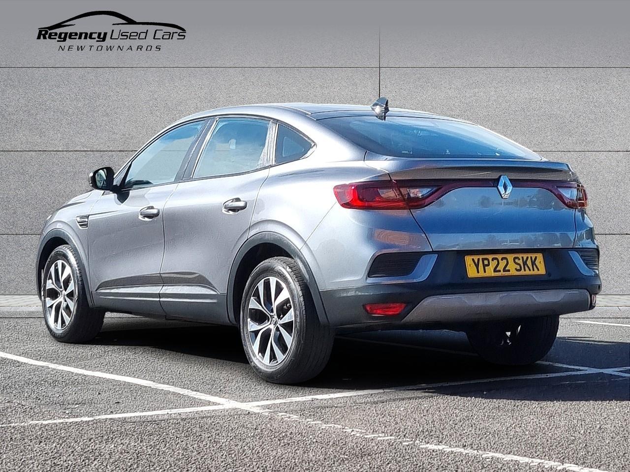 2022 RENAULT ARKANA 1.6 E-TECH Iconic Auto 2WD Euro 6 (s/s) 5dr - vehicle photo 4 for sale on PureCar