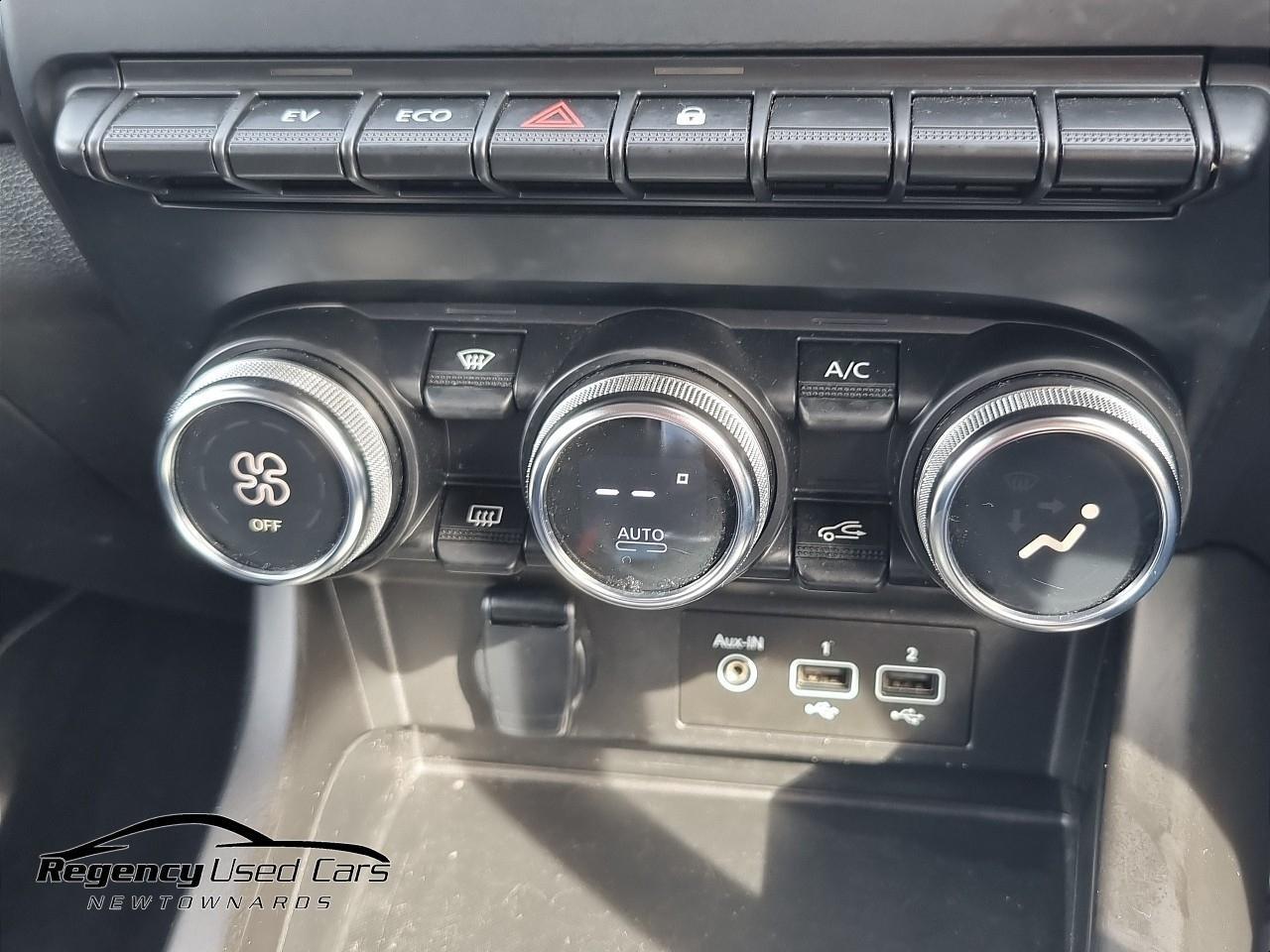 2022 RENAULT ARKANA 1.6 E-TECH Iconic Auto 2WD Euro 6 (s/s) 5dr - vehicle photo 19 for sale on PureCar