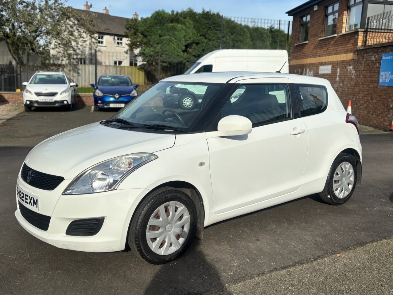 2012 SUZUKI SWIFT 1.2 SZ2 Hatchback 3dr Petrol Manual Euro 5 (94 ps) - vehicle photo 3 for sale on PureCar