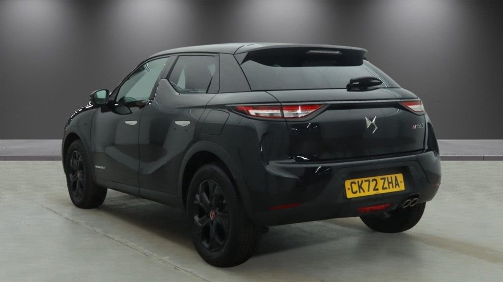 2022 DS DS 3 Crossback — image 3