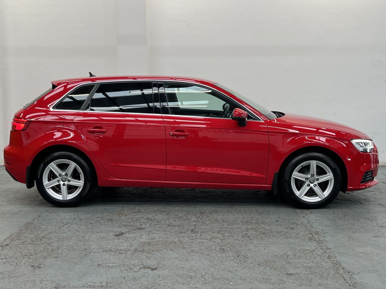 2020 AUDI A3 1.4TFSI Sport Sportback 5dr Petrol S Tronic - vehicle photo 3 for sale on PureCar