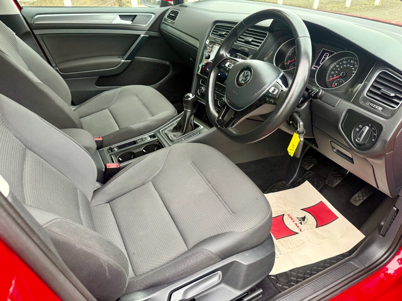2019 VOLKSWAGEN GOLF 1.6 TDI Match Edition Hatchback - vehicle photo 8 for sale on PureCar