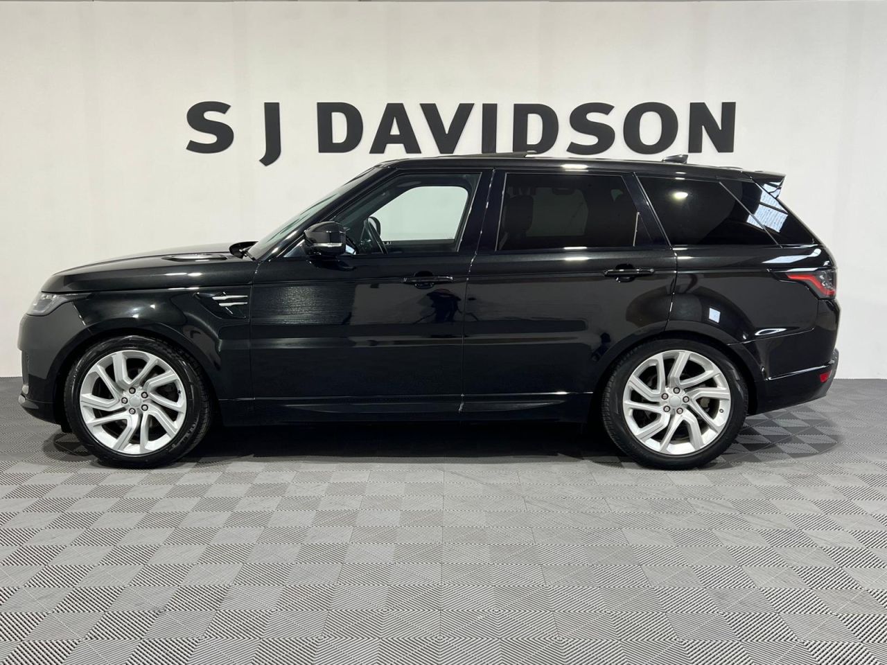 2020 LAND ROVER RANGE ROVER SPORT 3.0 SD V6 HSE SUV 5dr Diesel Auto 4WD Euro 6 (s/s) (306 ps) Pan Roof, 21  - vehicle photo 9 for sale on PureCar