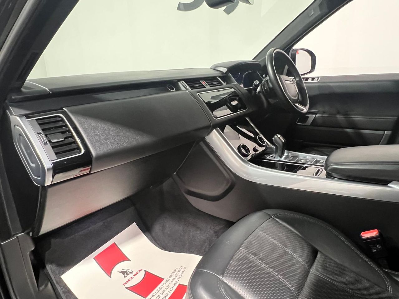 2020 LAND ROVER RANGE ROVER SPORT 3.0 SD V6 HSE SUV 5dr Diesel Auto 4WD Euro 6 (s/s) (306 ps) Pan Roof, 21  - vehicle photo 2 for sale on PureCar