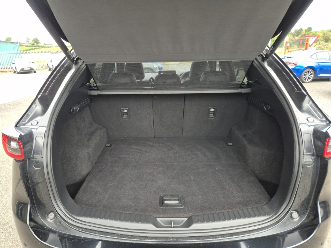 2025 MAZDA CX-5 2.0 e-SKYACTIV G MHEV Homura SUV 5dr Petrol Auto Euro 6 (s/s) (165 ps) - vehicle photo 21 for sale on PureCar