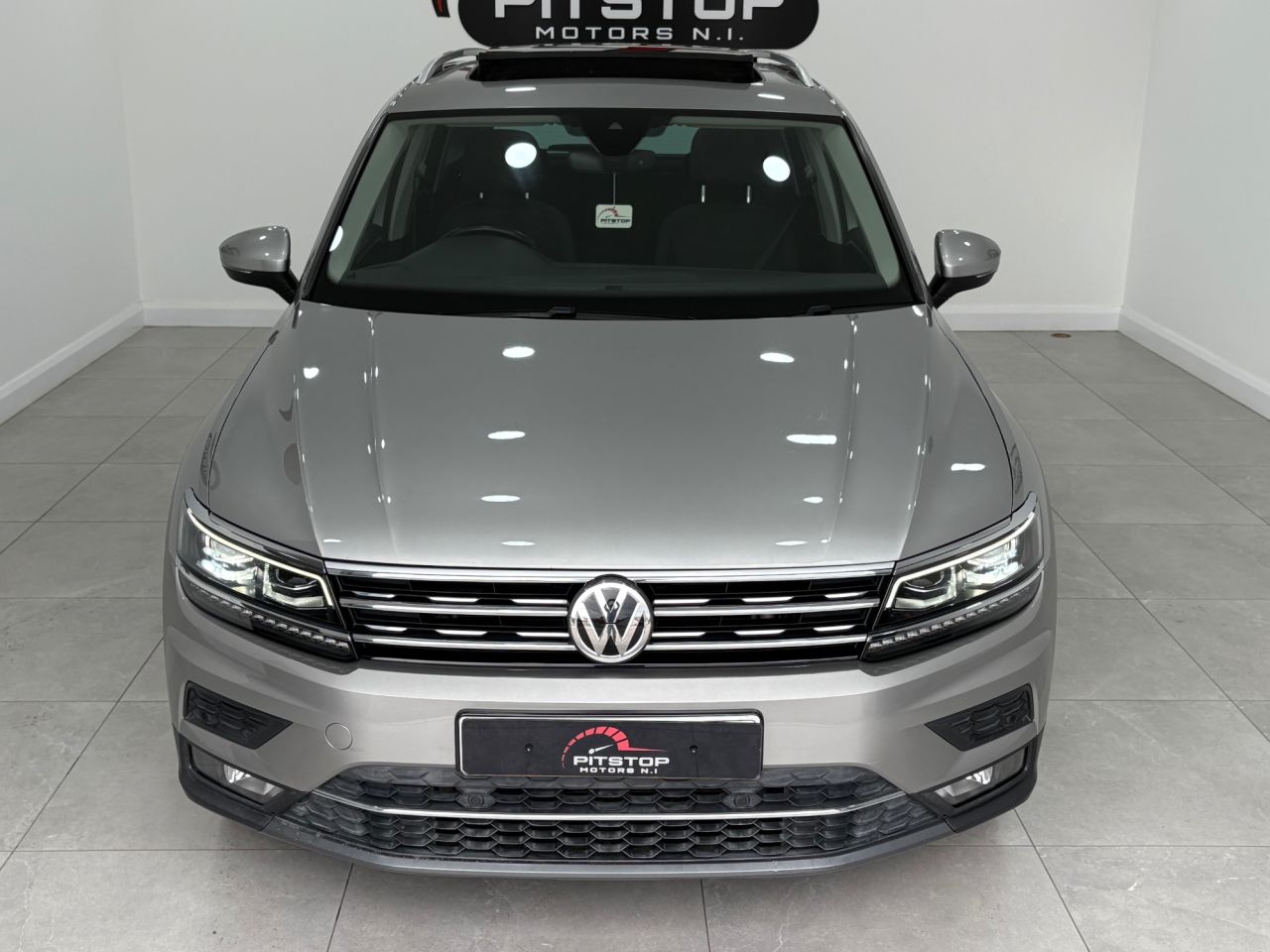 2019 VOLKSWAGEN TIGUAN 2.0 TDI SEL SUV 5dr Diesel DSG 4Motion Euro 6 (s/s) (150 ps) - vehicle photo 8 for sale on PureCar