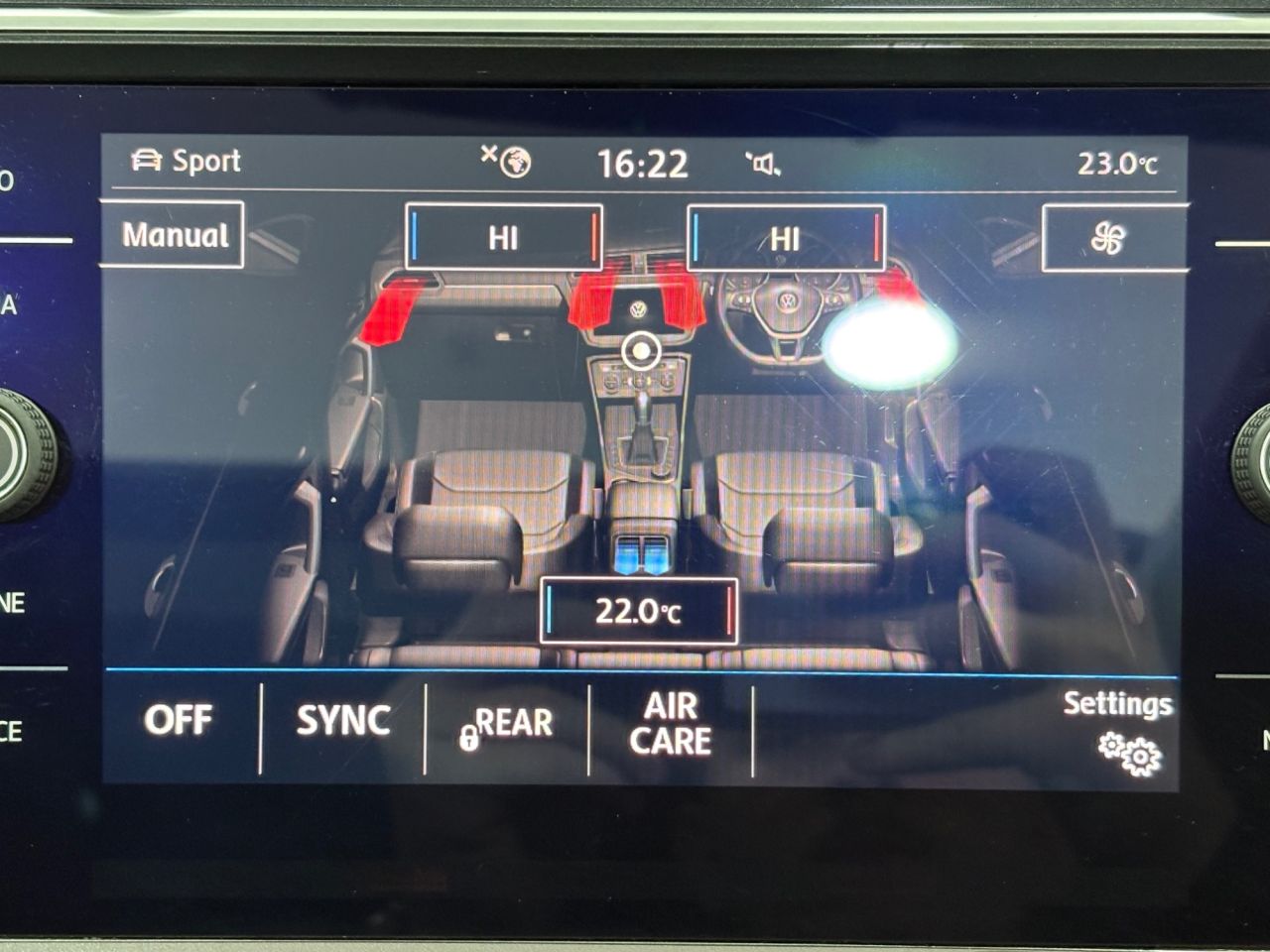 2019 VOLKSWAGEN TIGUAN 2.0 TDI SEL SUV 5dr Diesel DSG 4Motion Euro 6 (s/s) (150 ps) - vehicle photo 44 for sale on PureCar