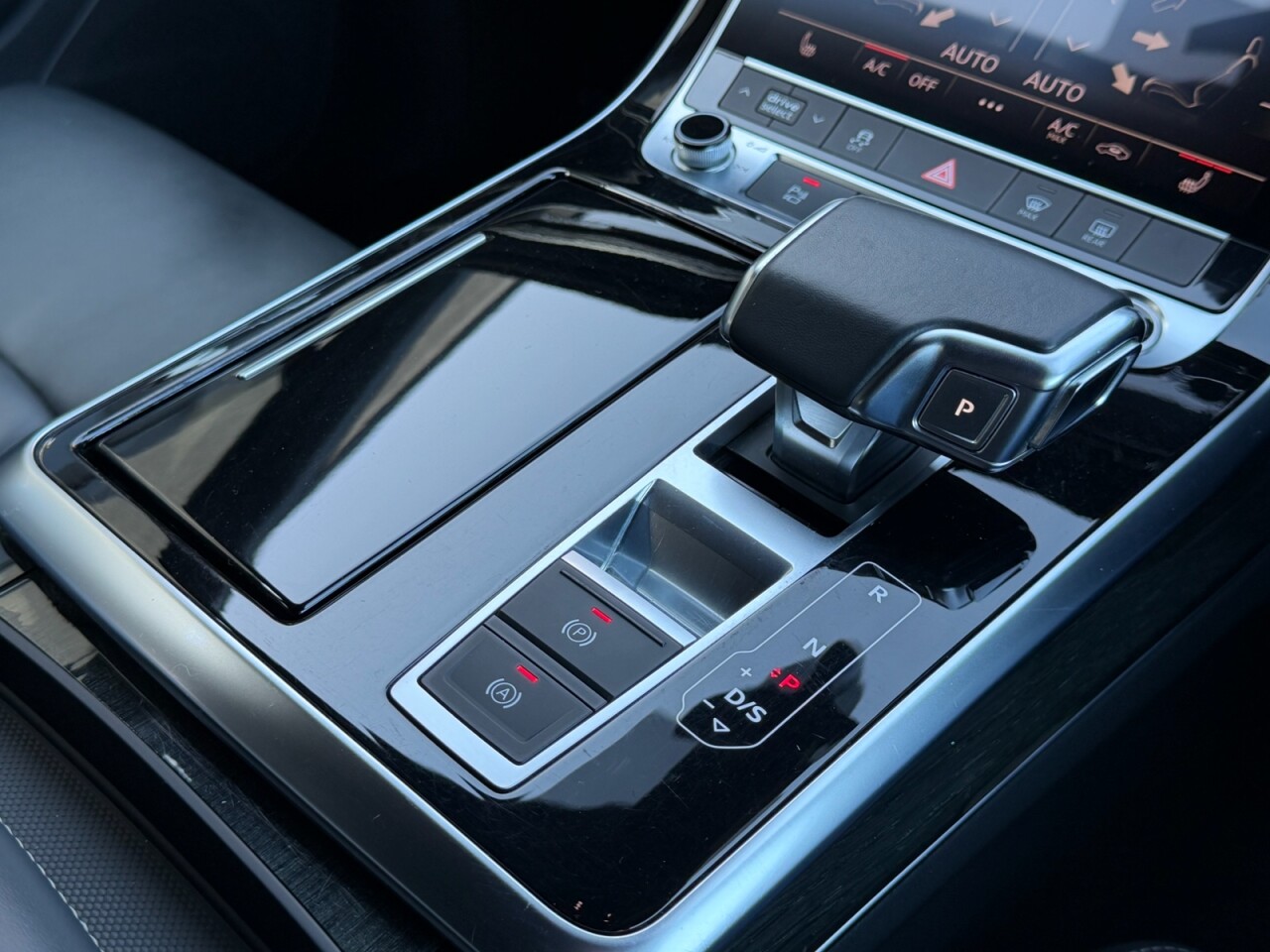 2022 AUDI Q7 Black Edition - vehicle photo 17 for sale on PureCar